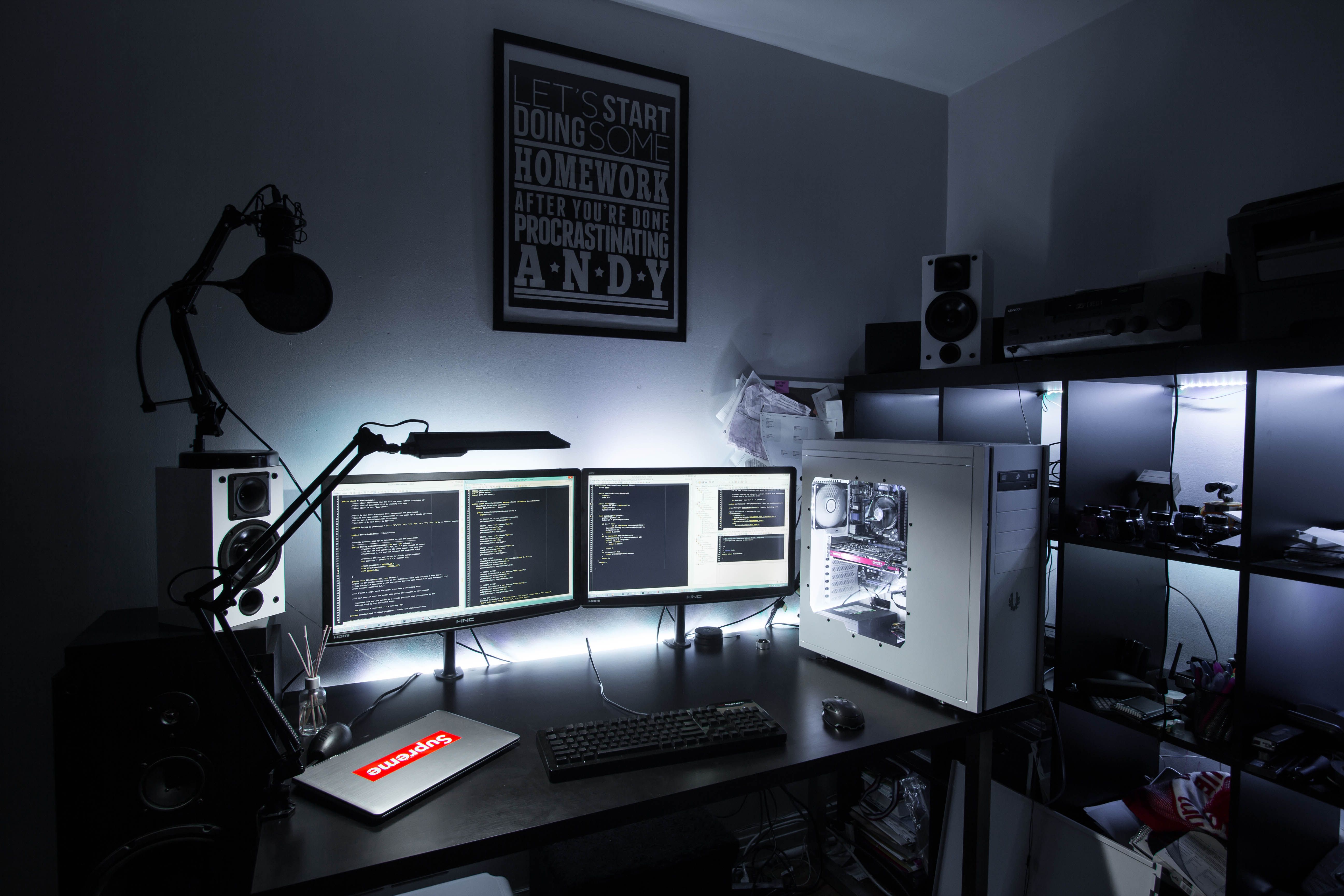 Testing game benchmarks on console and PC platforms