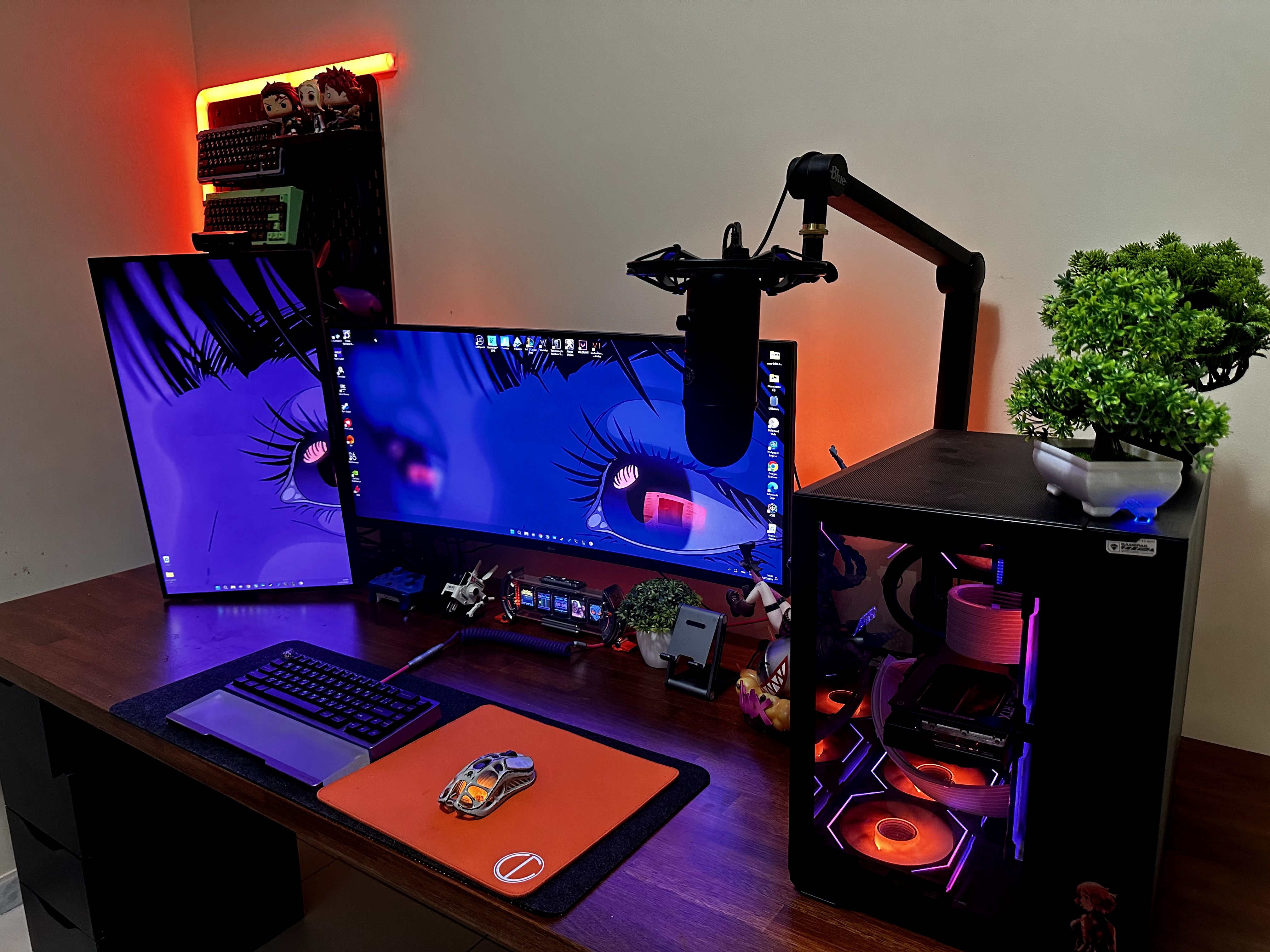 A modern setup displaying gaming optimization metrics